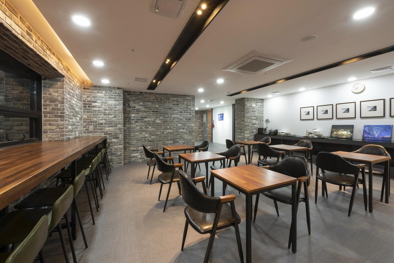 Seomyeon Brown-Dot Hotel Gold Busan Exterior photo