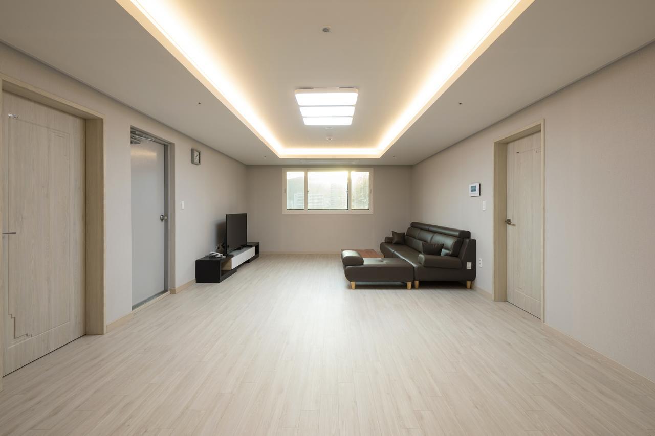 Seomyeon Brown-Dot Hotel Gold Busan Exterior photo