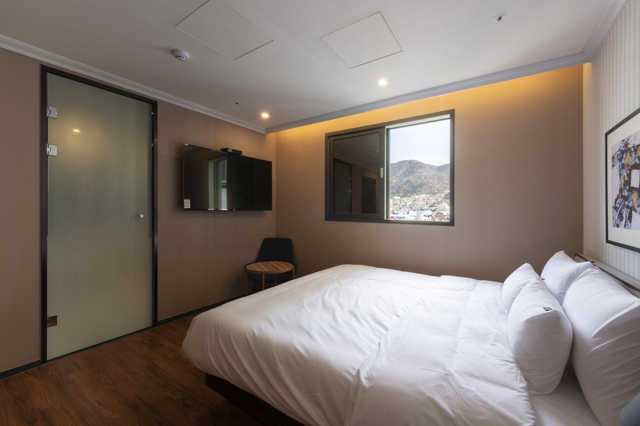 Seomyeon Brown-Dot Hotel Gold Busan Exterior photo