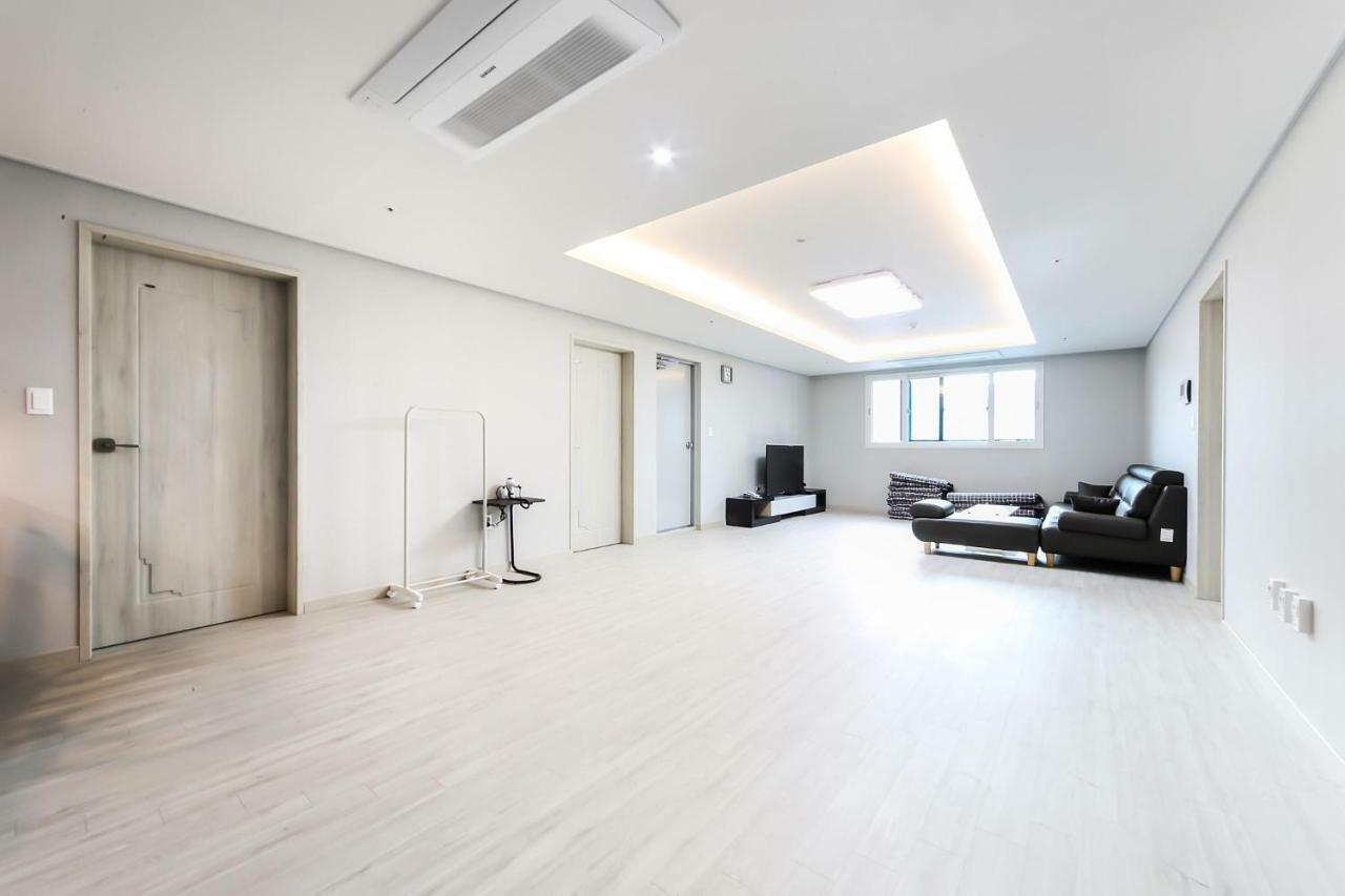 Seomyeon Brown-Dot Hotel Gold Busan Exterior photo