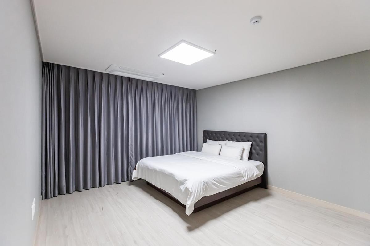 Seomyeon Brown-Dot Hotel Gold Busan Exterior photo